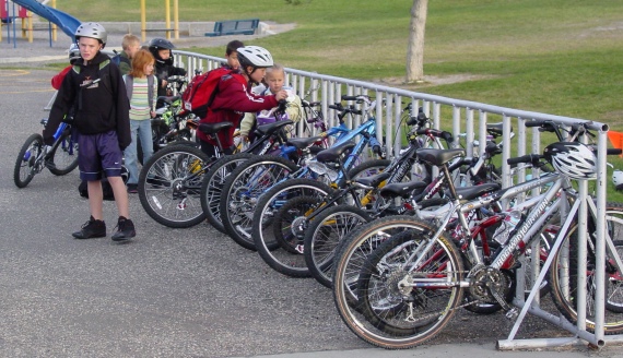 biking to school 2007.jpg