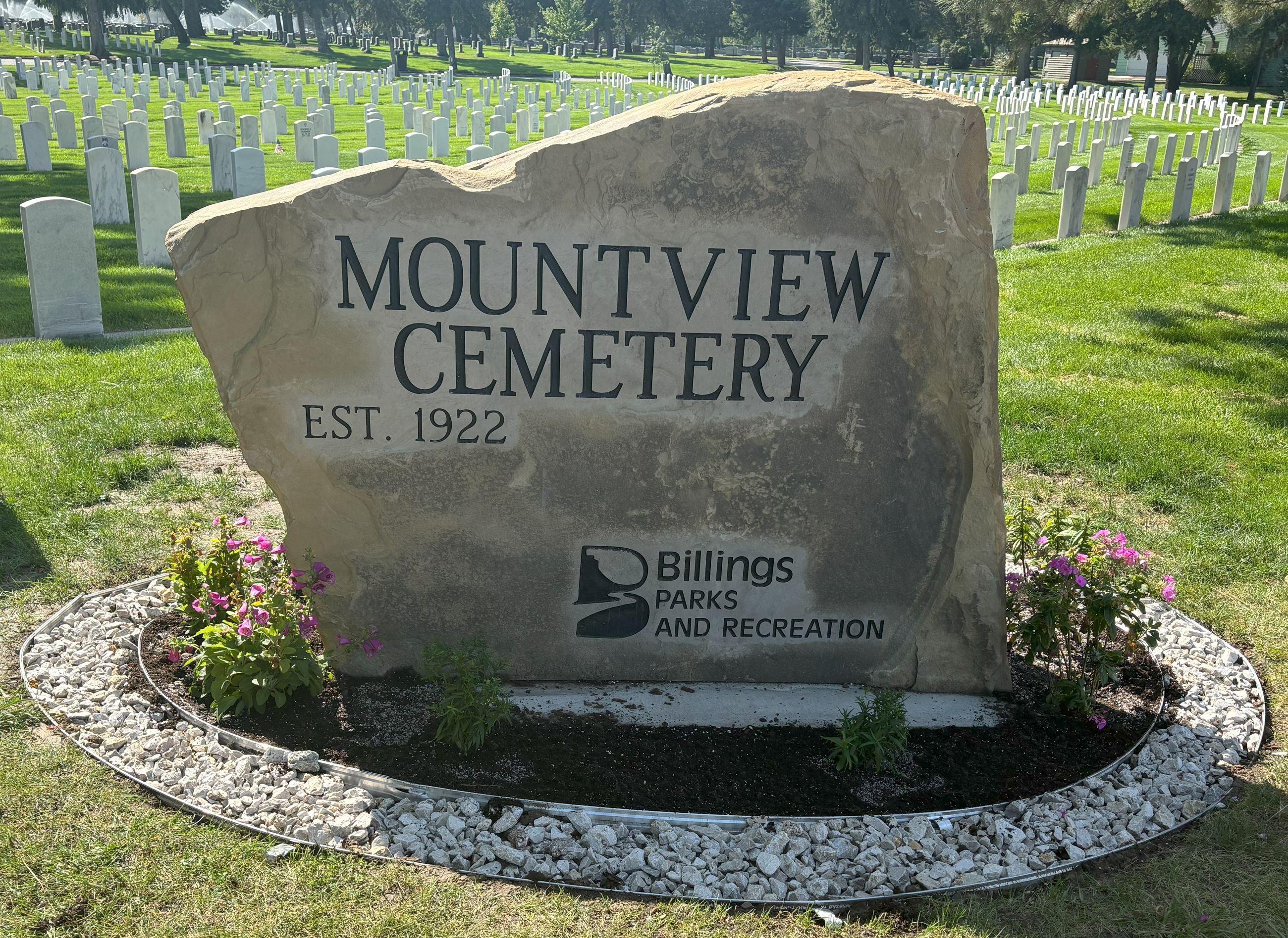 Mountview_Entry